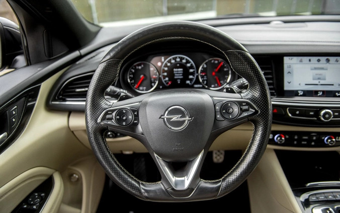 Opel Insignia cena 63900 przebieg: 139235, rok produkcji 2017 z Błażowa małe 781